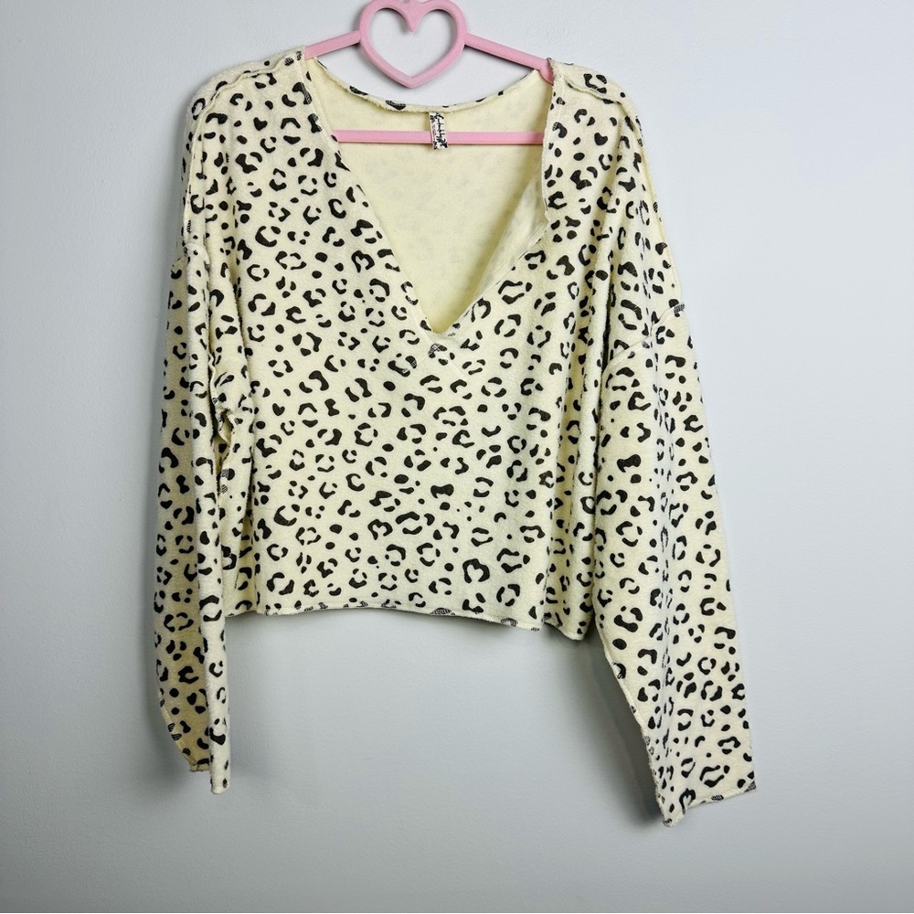 Free People Intimately NWT Rain check Cream and Black Animal Print Patterned Top - Picture 3 of 11